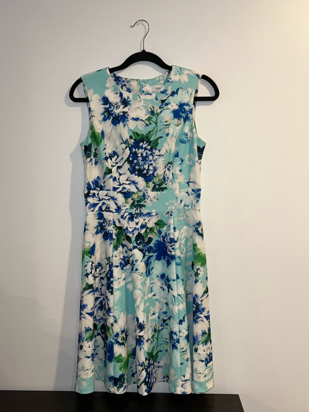 Calvin Klein Aqua & Blue Floral Sleeveless Midi Dress
